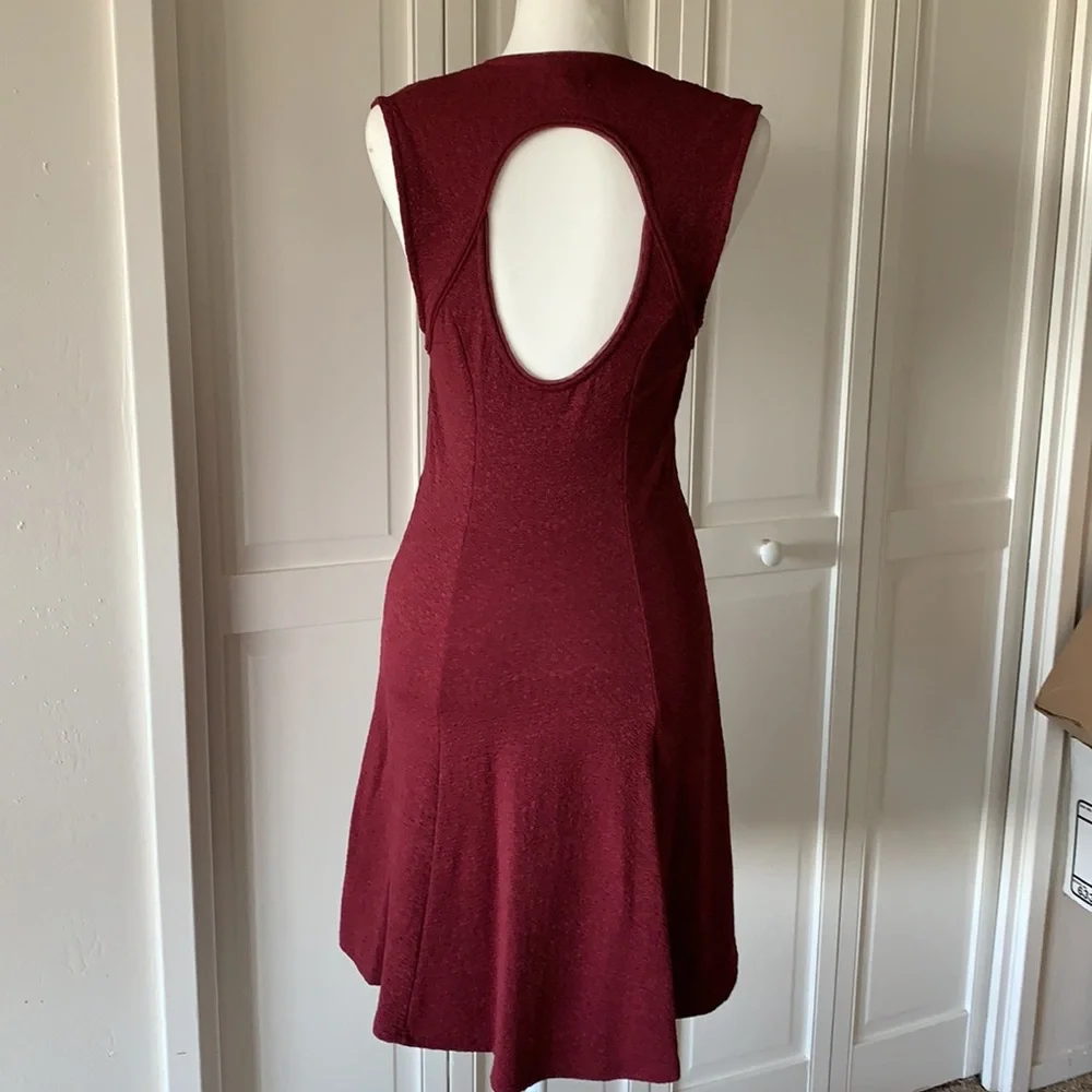 Silence + Noise textured skater dress - Picture 4 of 6